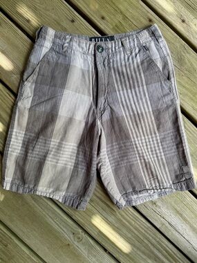 Billabong Boys Plaid Cotton Flat Front Shorts Gray Tan 26 12 14